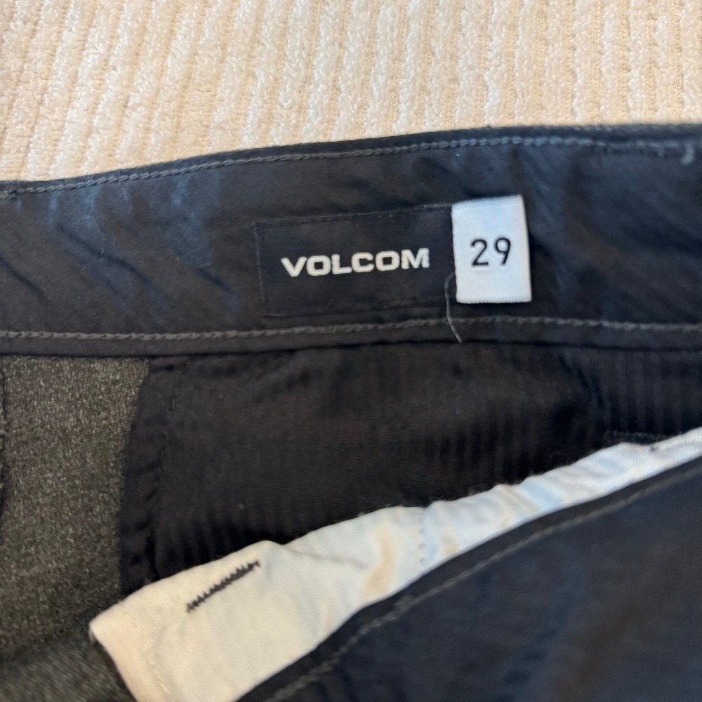 Volcom Mens Frickin Modern Fit Stretch Chino Shorts Charcoal Grey SZ 29 A09117V3 - Picture 2 of 9